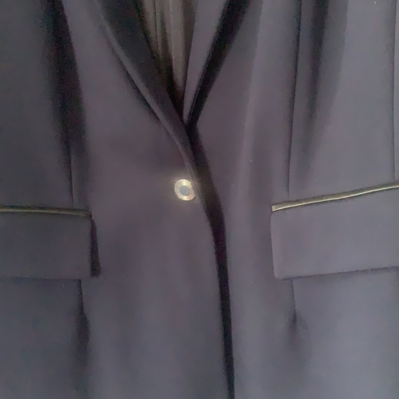 Blazer - Picture 3 of 3